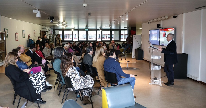  Apresentação pública da Biblioteca Digital 