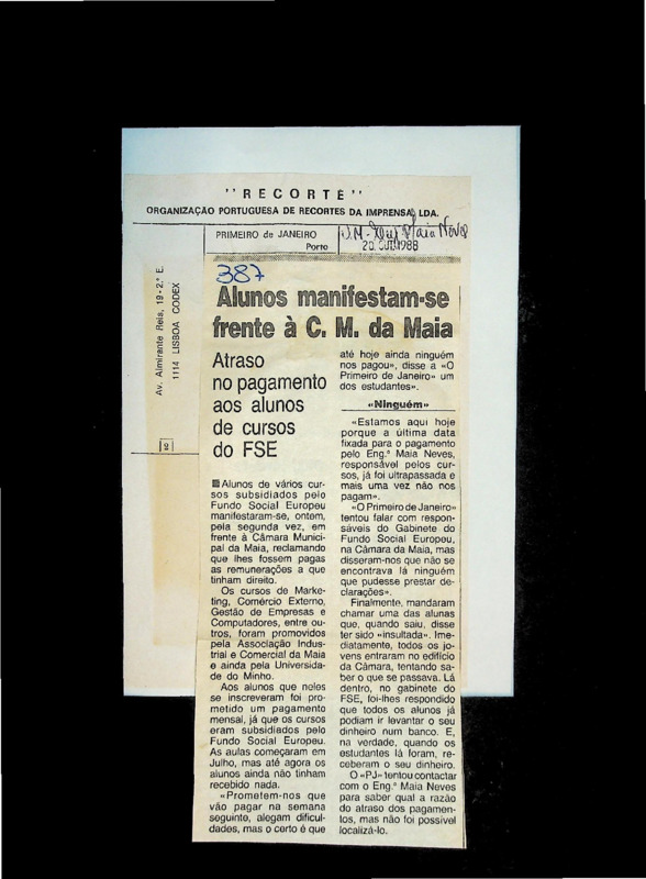  Alunos manifestam-se fente à C. M. da Maia 