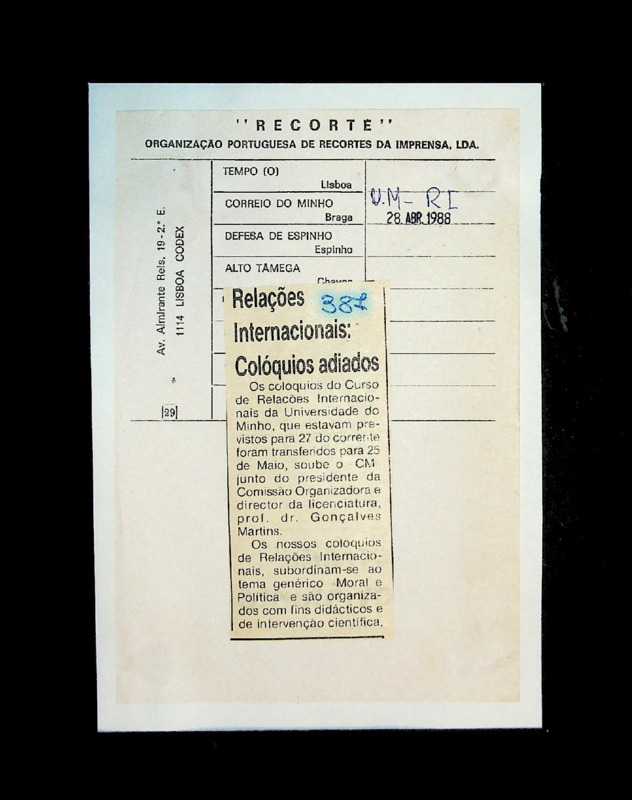  Relações internacionais: colóquios adiados 