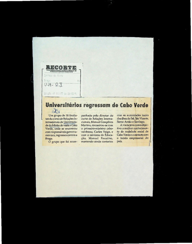  Universitários regressam de Cabo Verde 